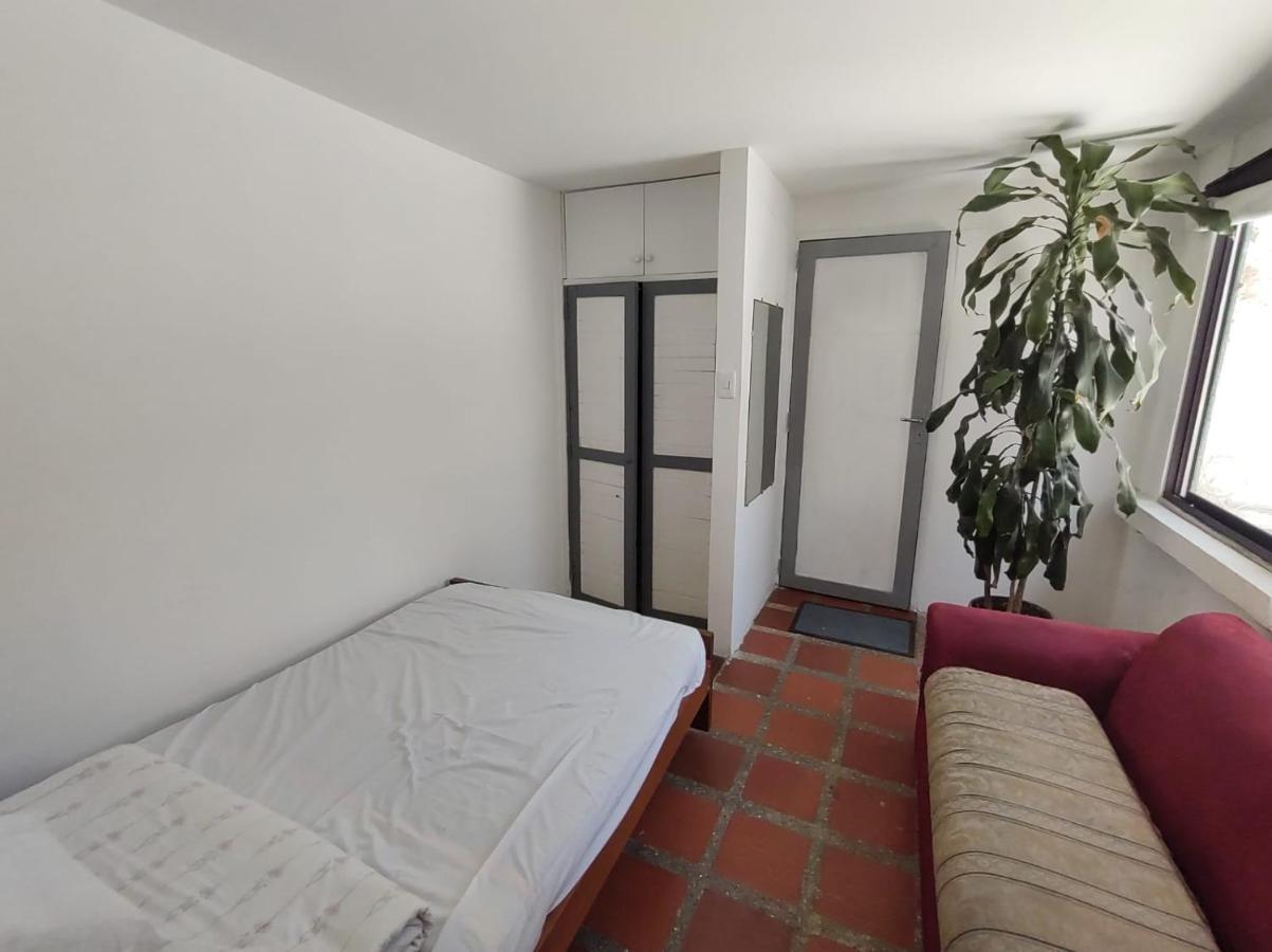 Hostal Casa Las Tias Medellín Esterno foto