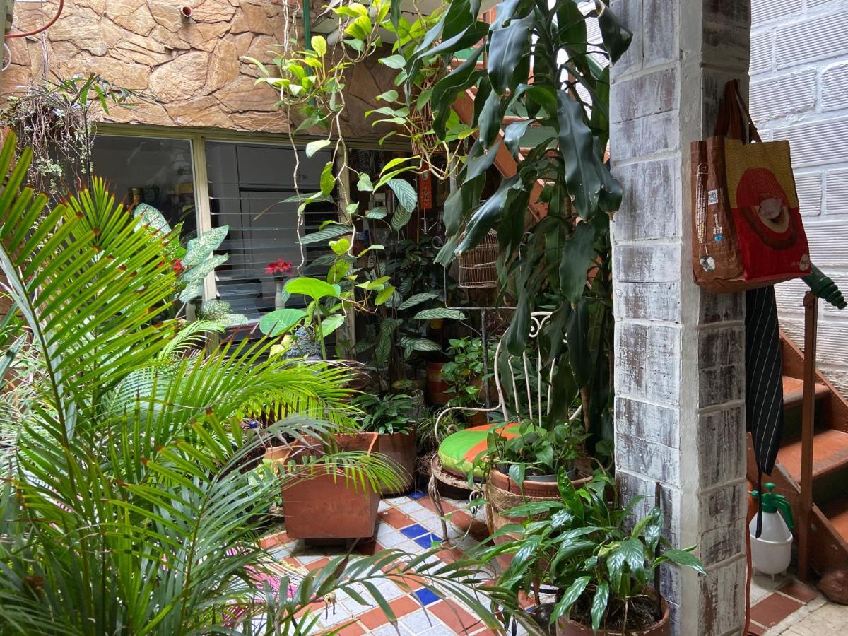 Hostal Casa Las Tias Medellín Esterno foto