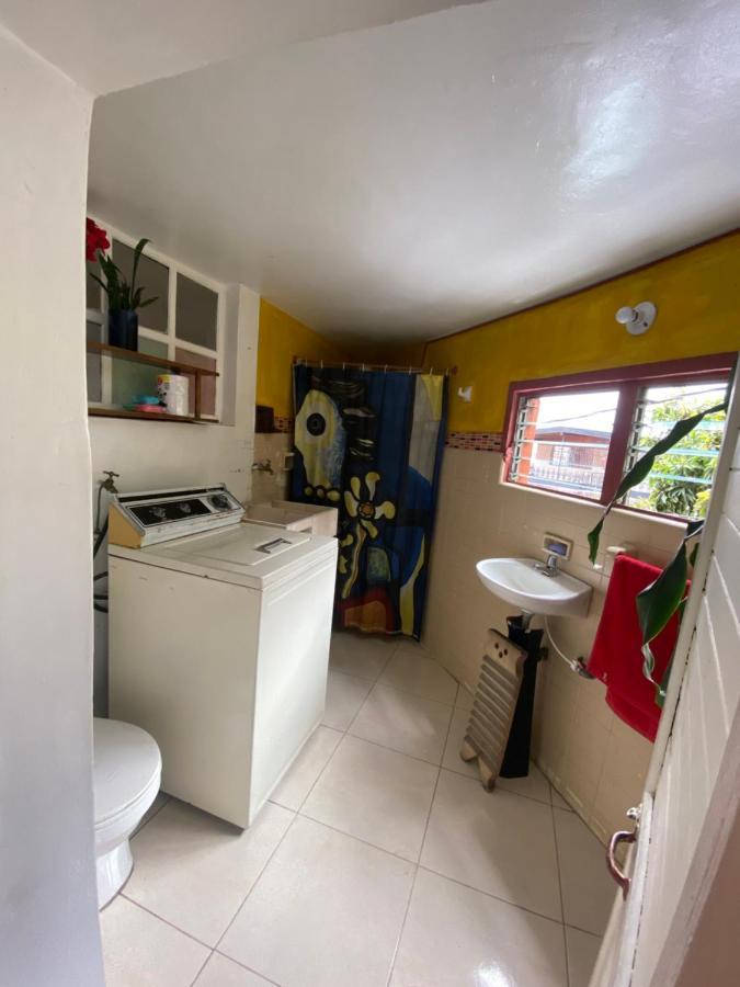Hostal Casa Las Tias Medellín Esterno foto