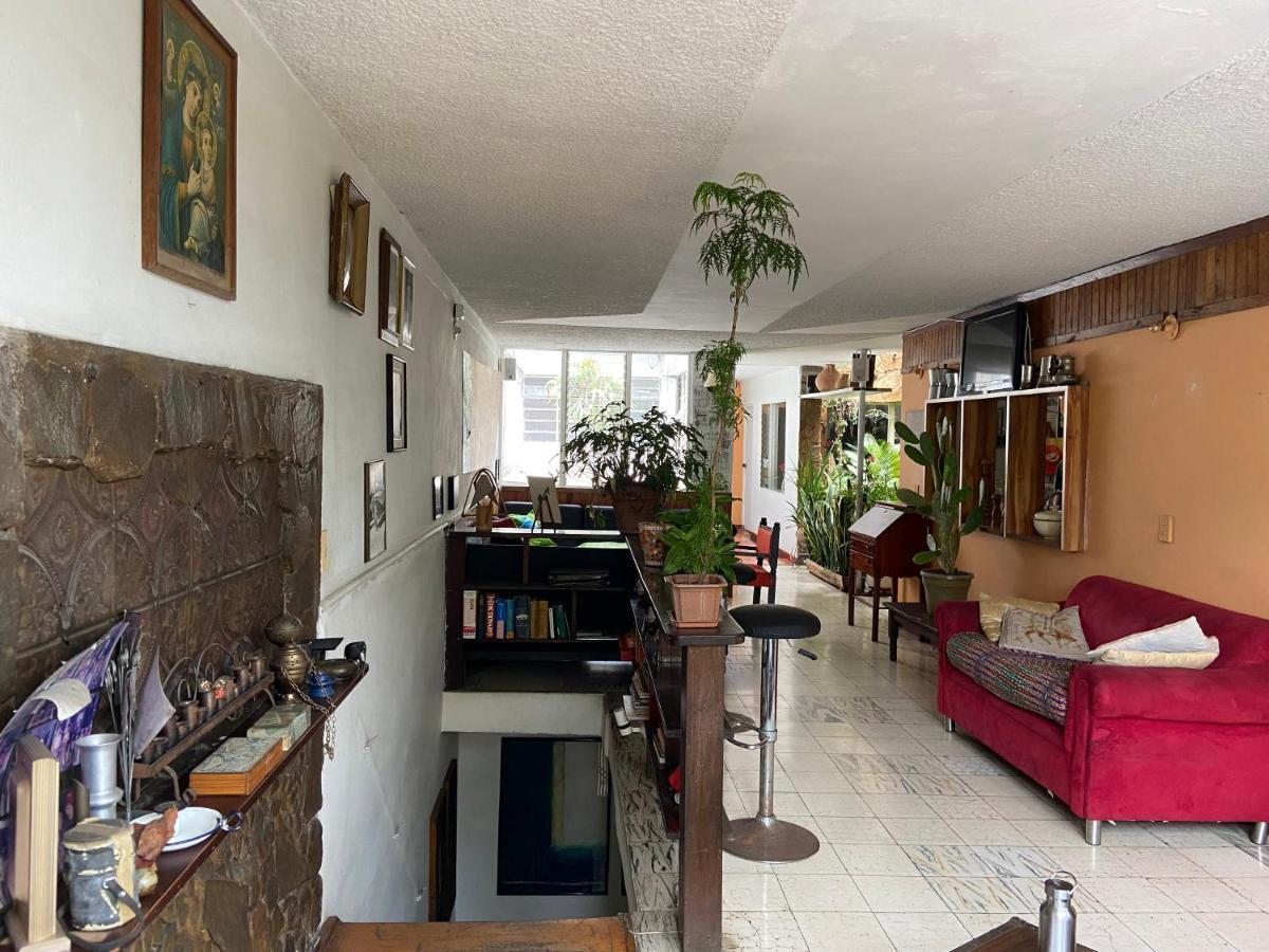 Hostal Casa Las Tias Medellín Esterno foto