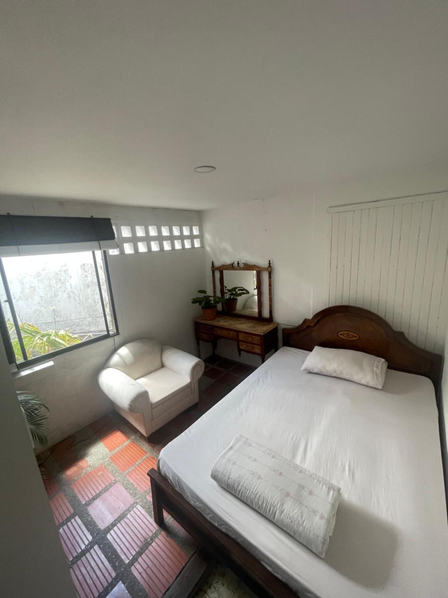 Hostal Casa Las Tias Medellín Esterno foto